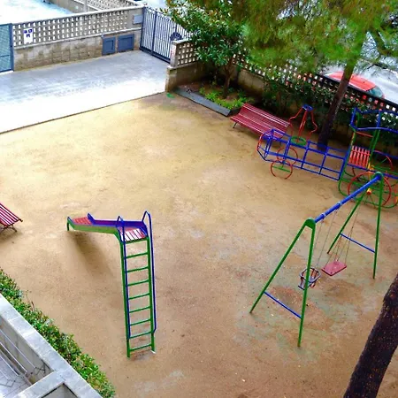 Hogaristic - Apartmento Montblanc Seclo Apartman Salou